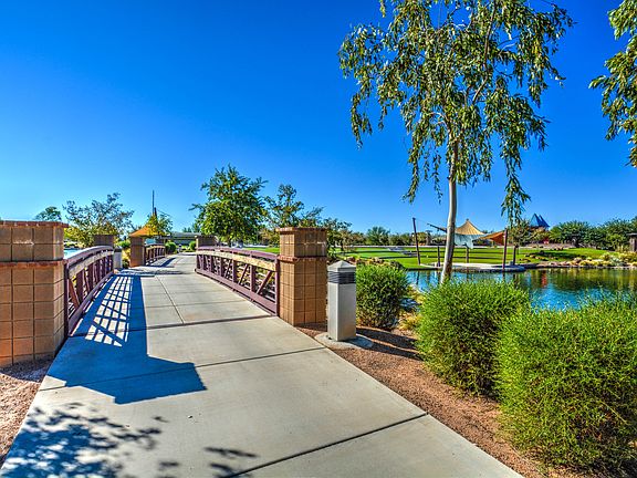 4th image of 8066 W Millerton Way