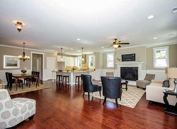 4th image of 3138 Fosters Glenn Dr