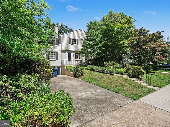 3rd image of 3418 Old Dominion Blvd