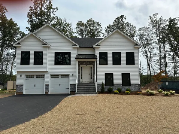 50 High Street, Wallingford, CT 06472