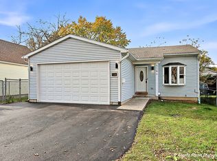 516 Arbor Dr, Round Lake Park, IL