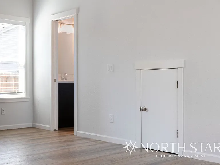 3042 SW Obsidian Ln — Photo 5