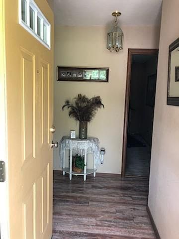 1st image of 200 W 19th St