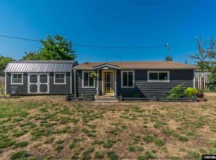 1807 Vine St, Sweet Home, OR 97386