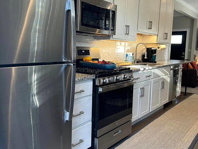 14 Chilton St #2F — Photo 18