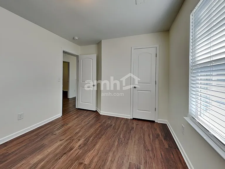 3022 Bushfield Dr — Photo 12