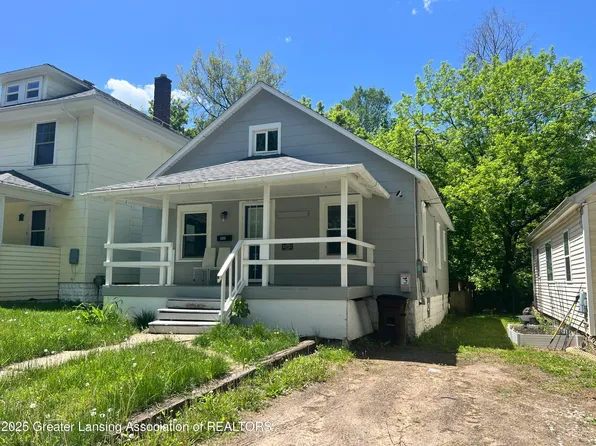 1806 Ada St, Lansing, MI 48910
