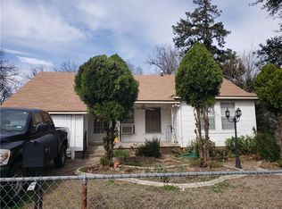 2851 Sharon St, Dallas, TX 75211