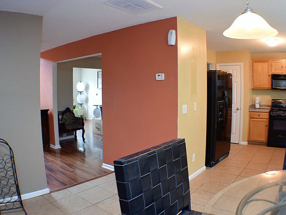 4th image of 4183 Sitka Dr
