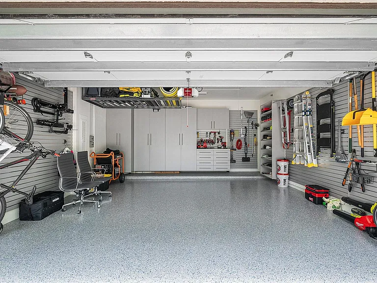 494 Enfield Ct — Photo 23