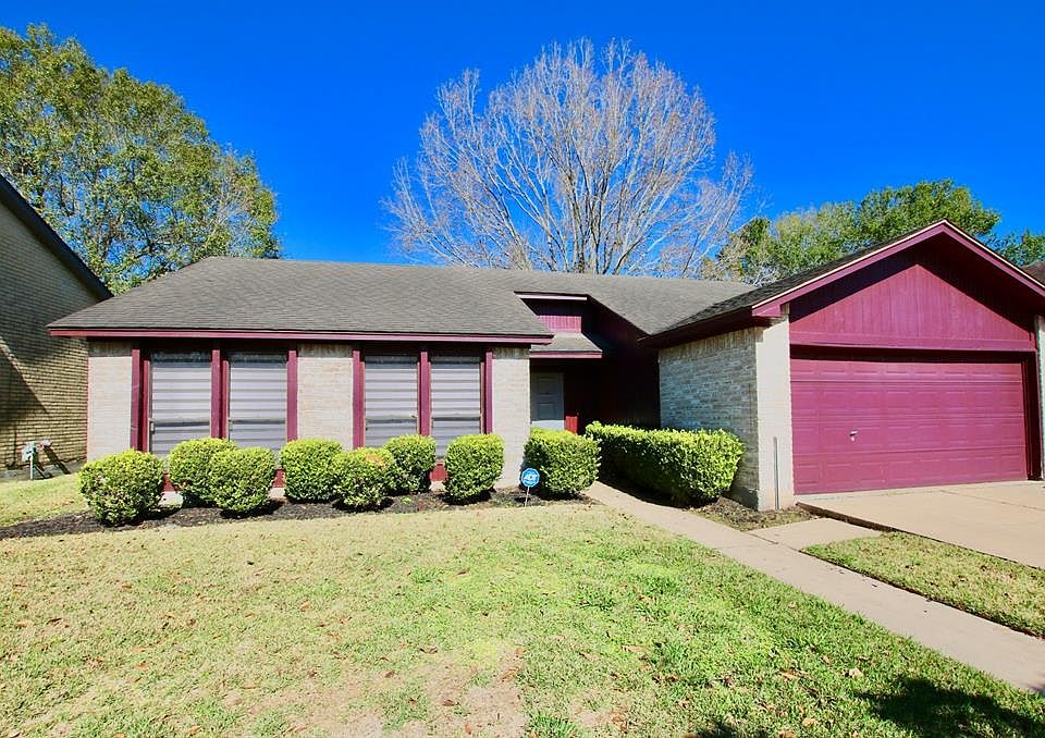 1st image of 3131 Winchester Way