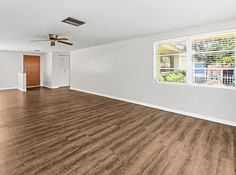 7814 Talisman Dr — Photo 10