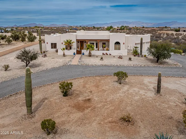 21600 W DATE CREEK Road, Wickenburg, AZ 85390
