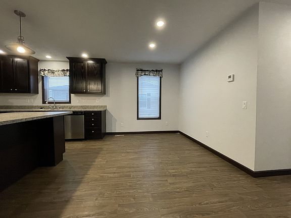 4th image of 7204 E Grand River Ave #456