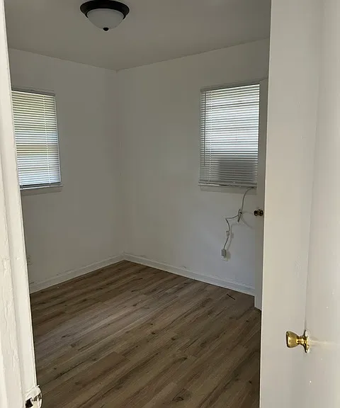 1106 Grace St — Photo 4
