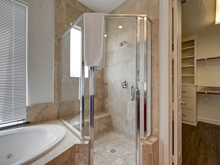 5202 Rose St #A — Photo 26