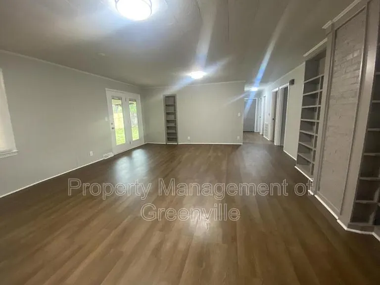 549 State Highway 30 82 S — Photo 3