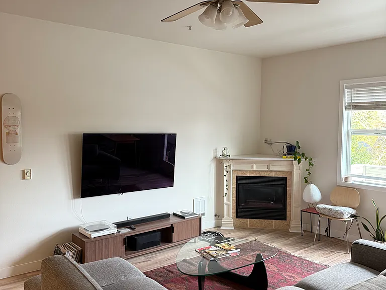 5122 S Mayflower St #202 — Photo 2