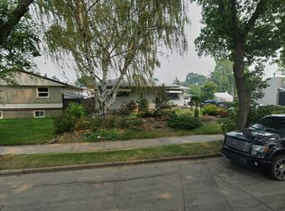 11829 47th St NW, Edmonton, AB T5W2W7