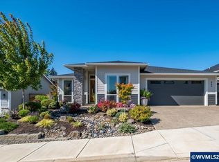 565 NW Crater Lake Dr, Dallas, OR 97338