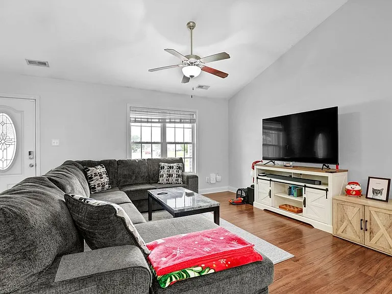 1017 Ponderosa Pl — Photo 5