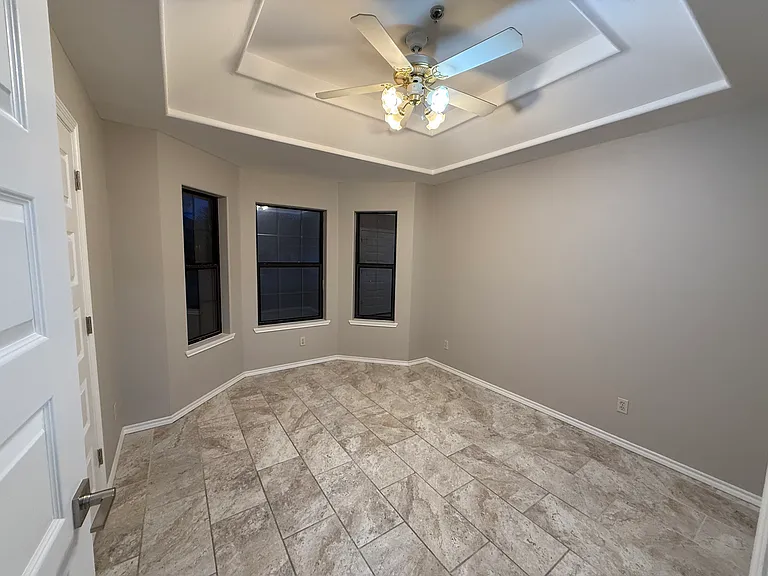 2501 Blue Ridge Dr — Photo 7