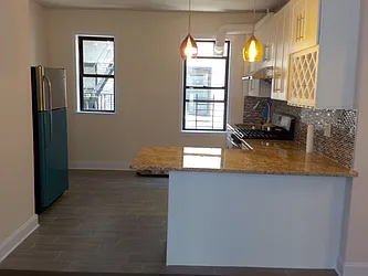 Rented by Zikos Realty Services