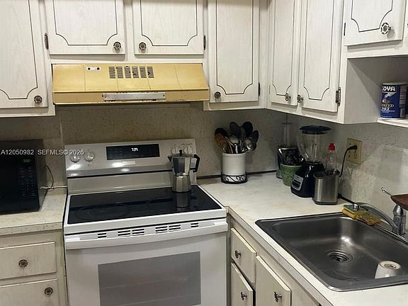 3rd image of 4990 E Sabal Palm Blvd APT 218