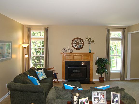 4th image of 14769 Links Pond Cir