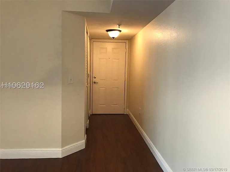 2520 Centergate Dr #303 — Photo 3