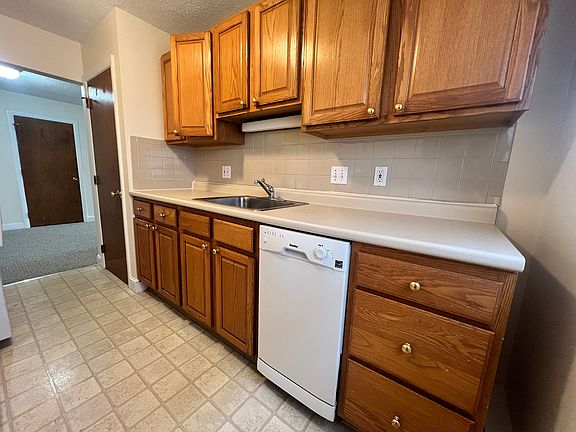 3rd image of 333 Massachusetts Ave #20