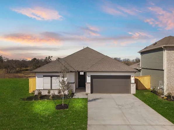 13504 Gray Landing Dr, Elgin, TX 78621