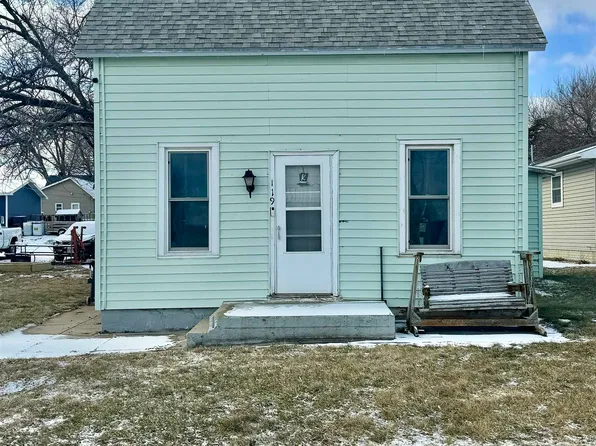 119 N 6th St, Albion, NE 68620