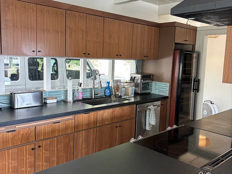 168 Buena Vista Ave — Photo 3