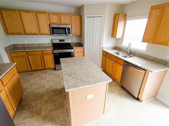 5th image of 6023 Sunset Vista Dr
