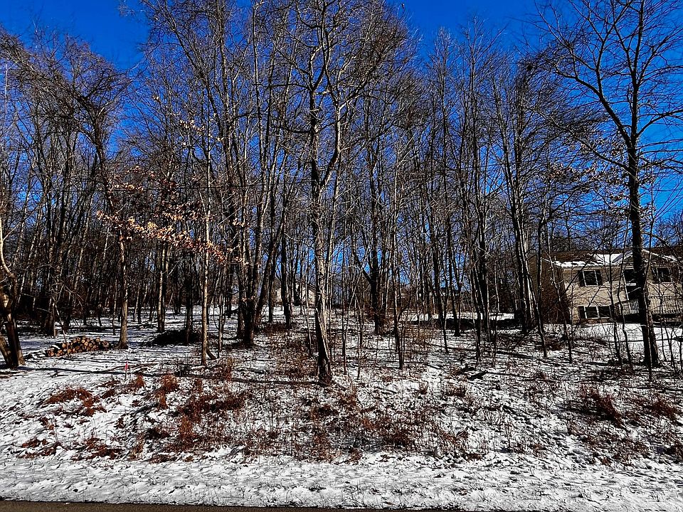 1st image of 3226 Apple Valley Dr