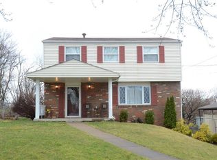 663 Magnus Ln, Coraopolis, PA 15108
