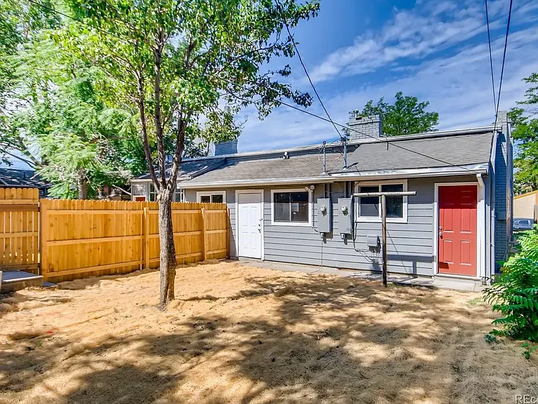 4352 Josephine St — Photo 10