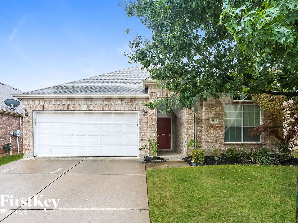 1st image of 2852 Maple Creek Dr