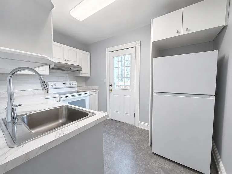 93 Grant Ave #2 — Photo 10