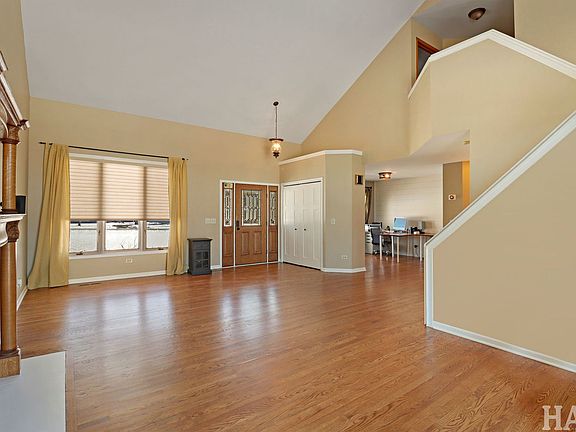 3rd image of 10979 Ernest Dr