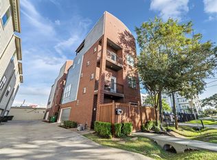 1216 Sandman St, Houston, TX 77007