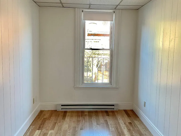 272 Newbury St #6 — Photo 1