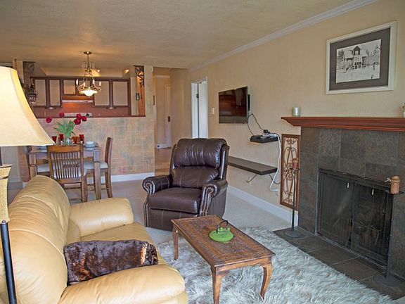 4th image of 22213 6th Ave S APT 303