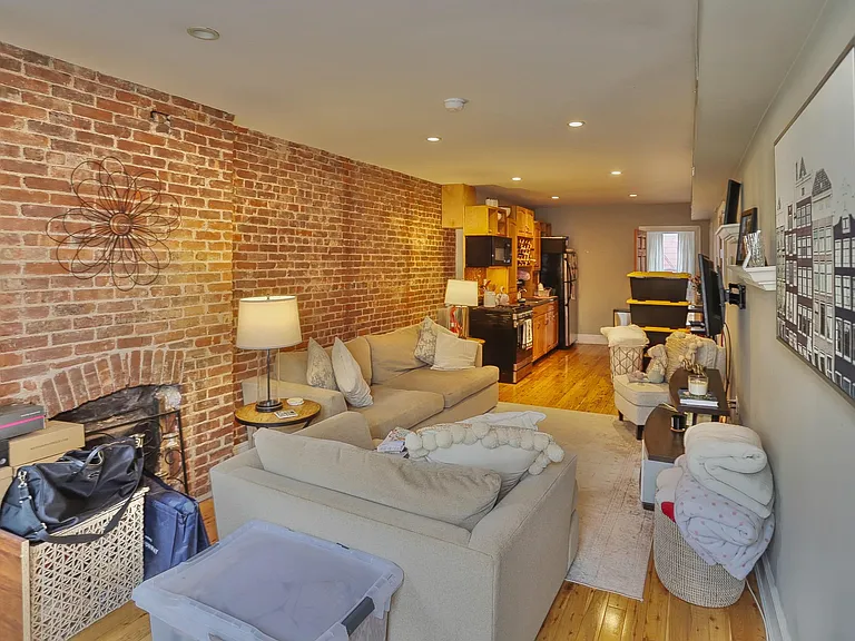 341 Park Ave #2 — Photo 6