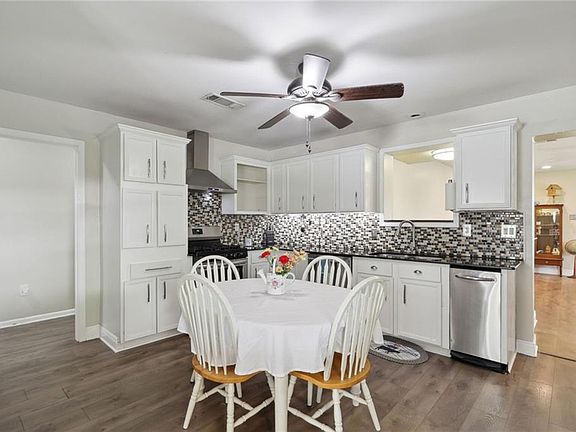 5th image of 280 Cardinal Dr