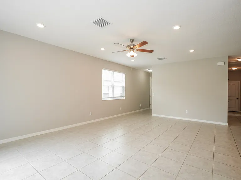 7729 Sunshine Bridge Ave — Photo 6