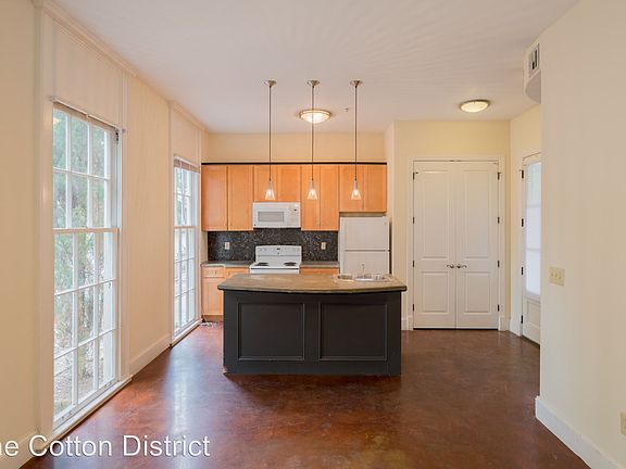 3rd image of 100 Lummus Dr APT 2