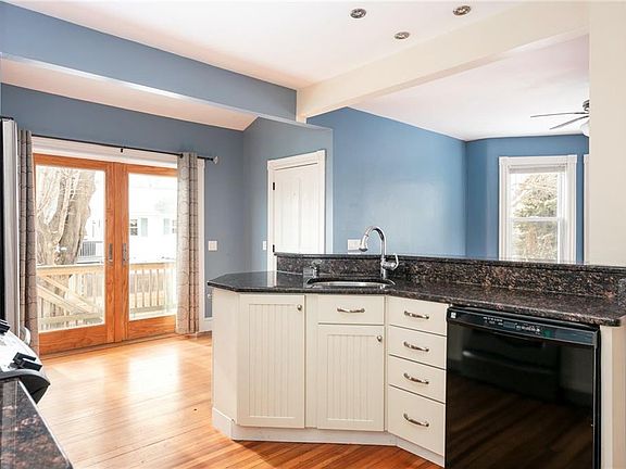 4th image of 5 Cummings Rd