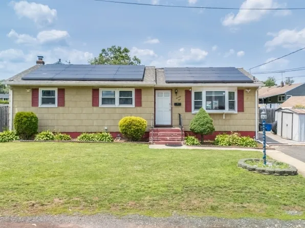 75 Lillian St, Franklin Twp., NJ 08873
